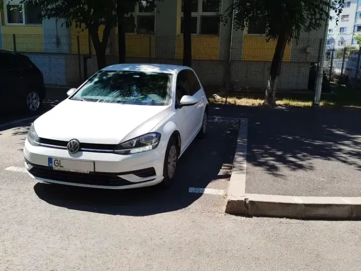 Volkswagen Golf 1.0 TSI Trendline