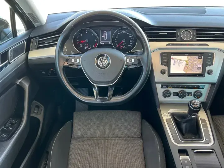 Volkswagen Passat 2.0 TDI Trendline