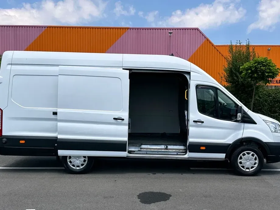 Ford Transit 350 2.0 EcoBlue 130 CP L5 RWD DCAB Trend — imagine 9