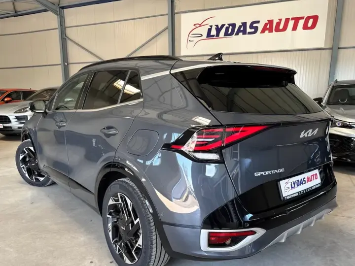Kia Sportage 1.6 T-GDI PHEV 6AT 4x4 GT Line