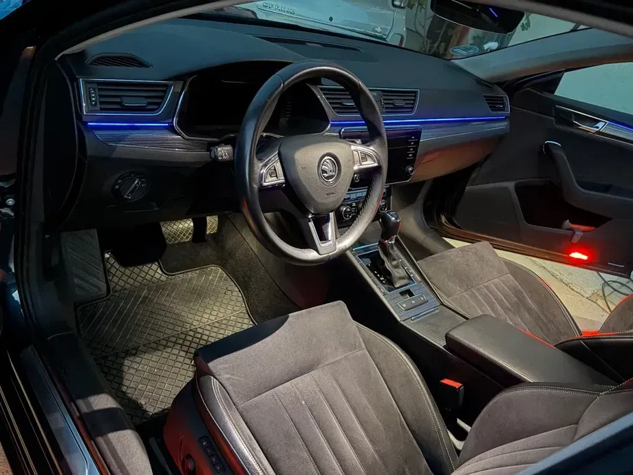 Škoda Superb III 1.5 TSI ACT DSG Ambition — imagine 8