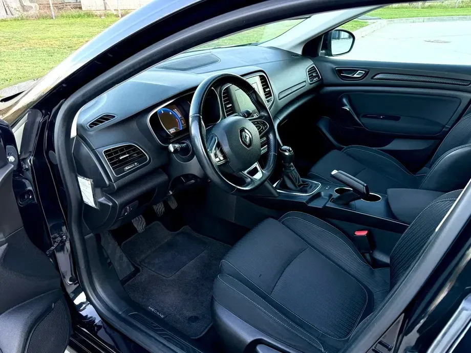 Renault Mégane IV ENERGY dCi 110 BUSINESS — imagine 8
