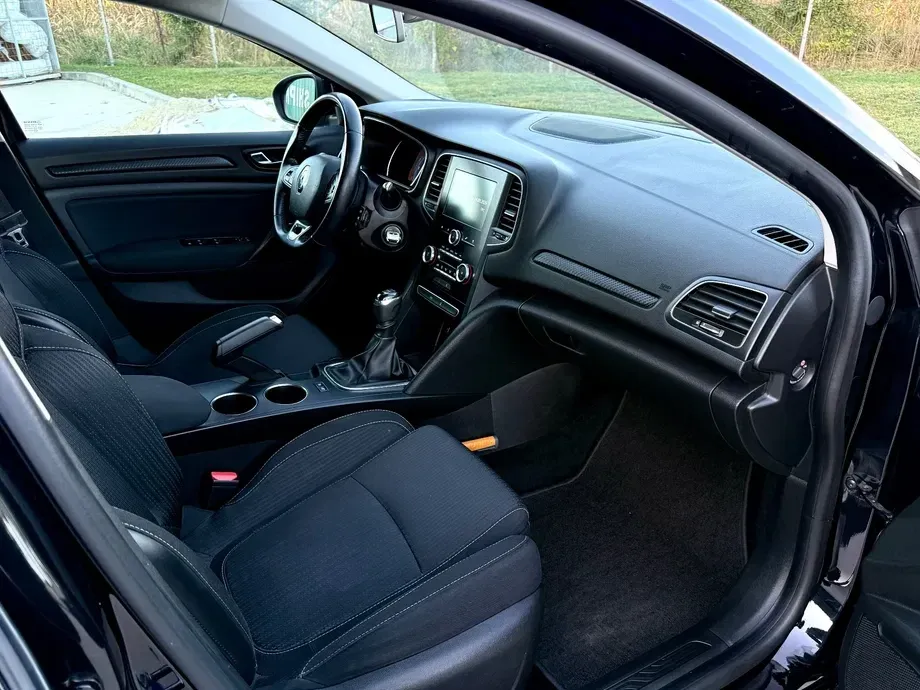 Renault Mégane IV ENERGY dCi 110 BUSINESS — imagine 10