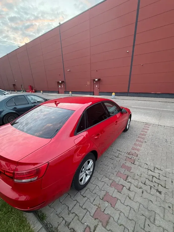 Audi A4 Limuzina B9 2.0 TDI — imagine 4