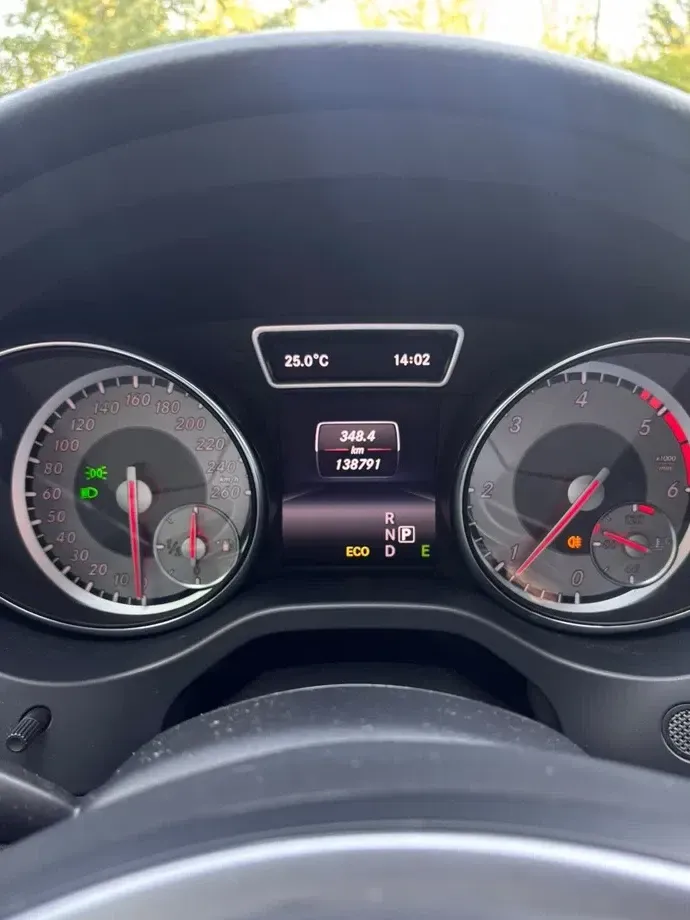Mercedes-Benz GLA 200 CDI 4MATIC Aut. — imagine 3