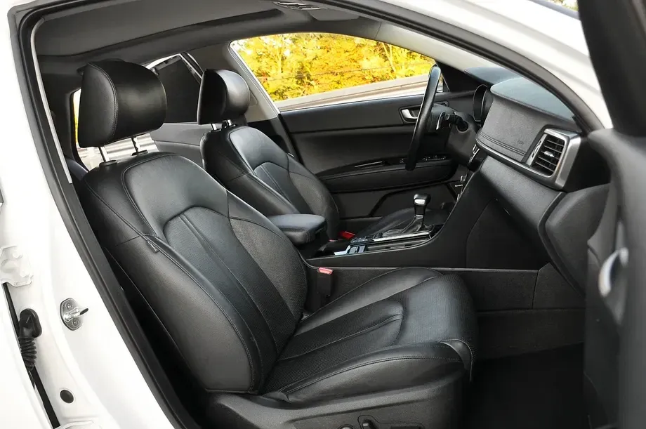 Kia Optima 1.7 CRDI DCT Spirit — imagine 9