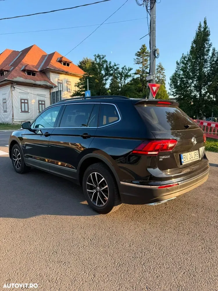 Volkswagen Tiguan — imagine 3