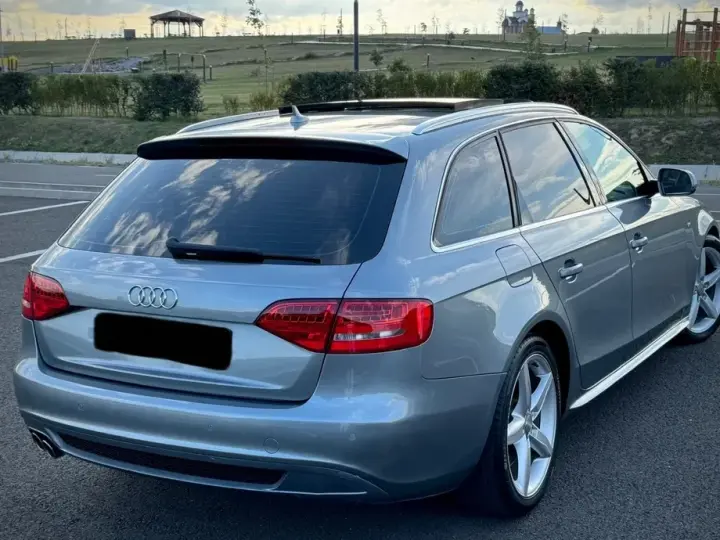 Audi A4 Avant B8 2.0 TDI Multitronic