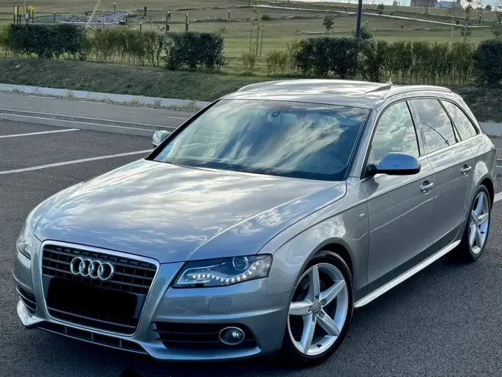 Audi A4 Avant B8 2.0 TDI Multitronic
