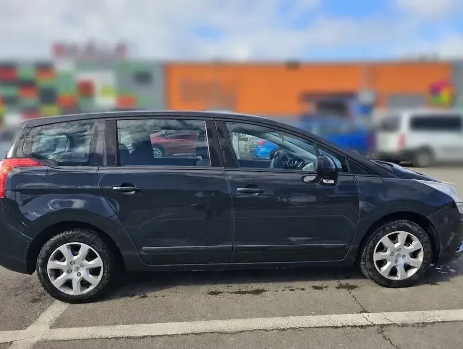 Peugeot 5008 I 1.6 HDI Confort Pack — imagine 9