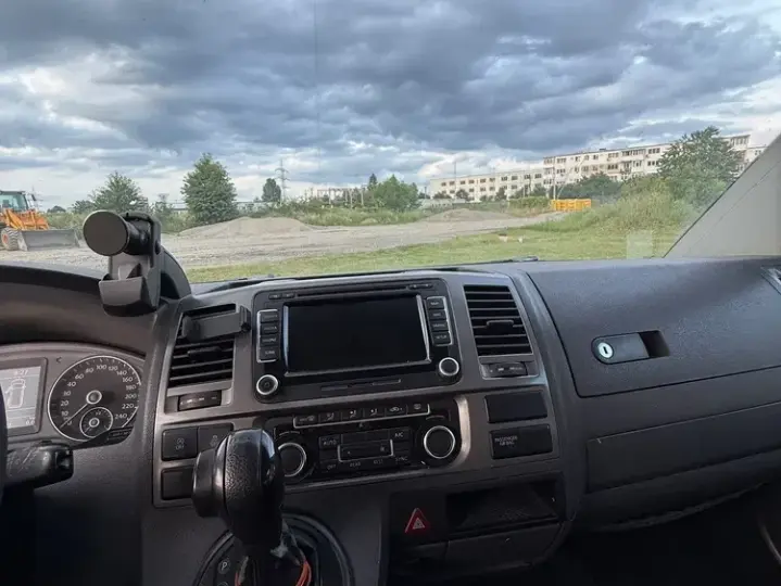 Volkswagen Caravelle