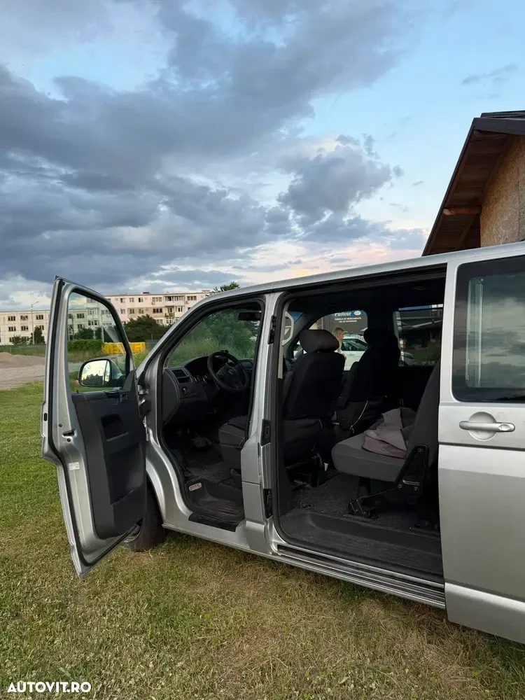 Volkswagen Caravelle — imagine 5