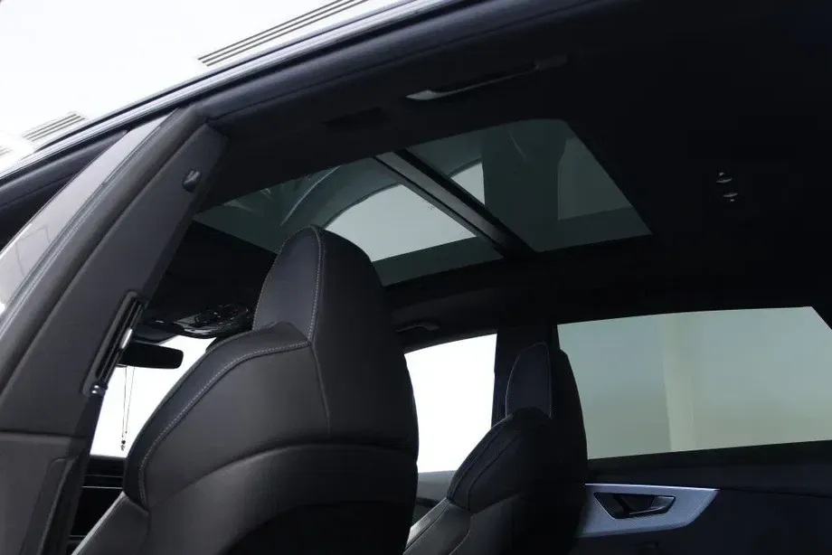 Audi Q8 — imagine 9