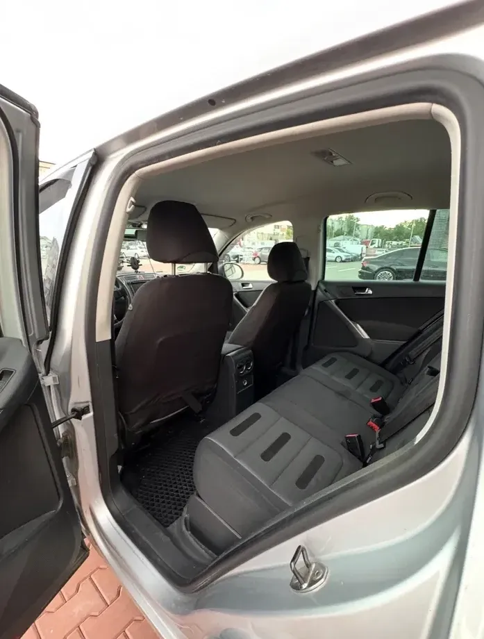 Volkswagen Tiguan I 2.0 TDI CR DPF 4Motion Sport&Style — imagine 8