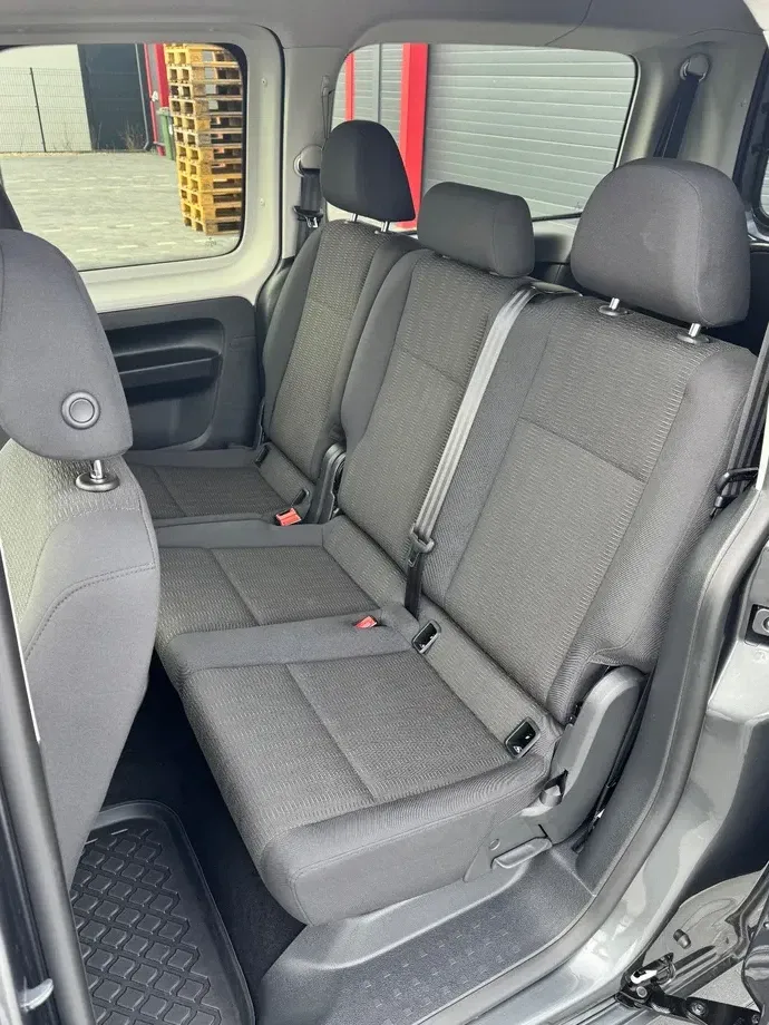 Volkswagen Caddy Maxi DSG — imagine 8