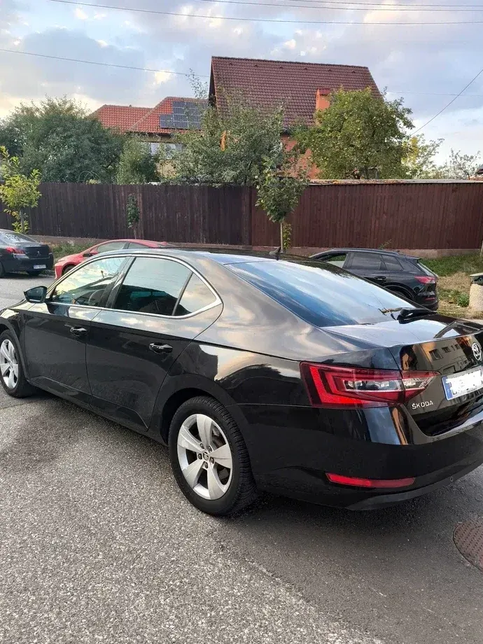Škoda Superb III 1.6 TDI DSG Style — imagine 7