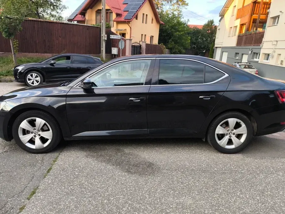 Škoda Superb III 1.6 TDI DSG Style — imagine 4