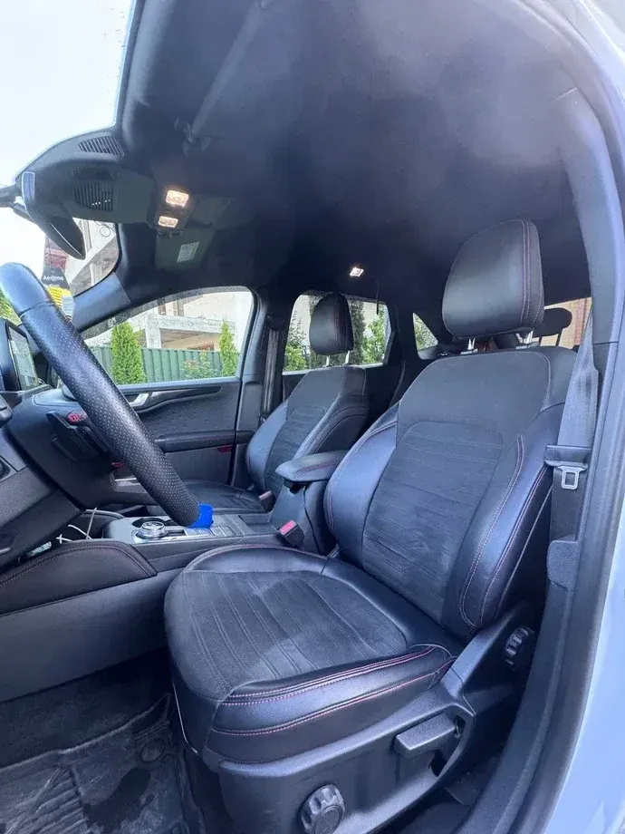 Ford Kuga III 2.0 EcoBlue A8 AWD ST Line — imagine 9