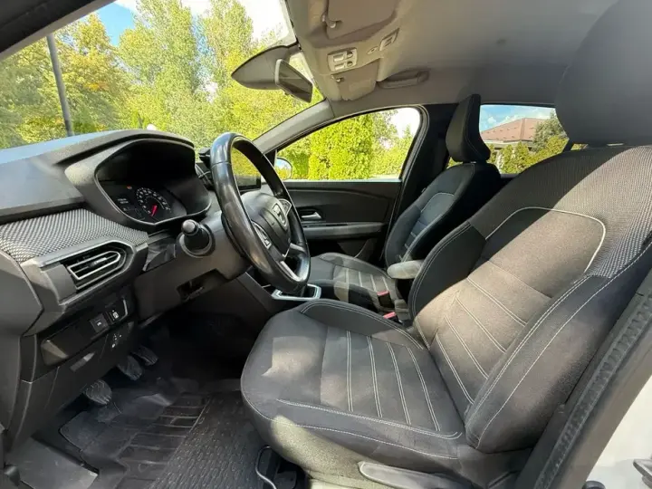 Dacia Logan III ECO-G 100 MT6 Prestige+