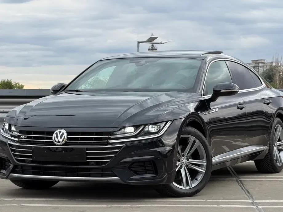 Volkswagen Arteon 2.0 TDI R-Line — imagine 2