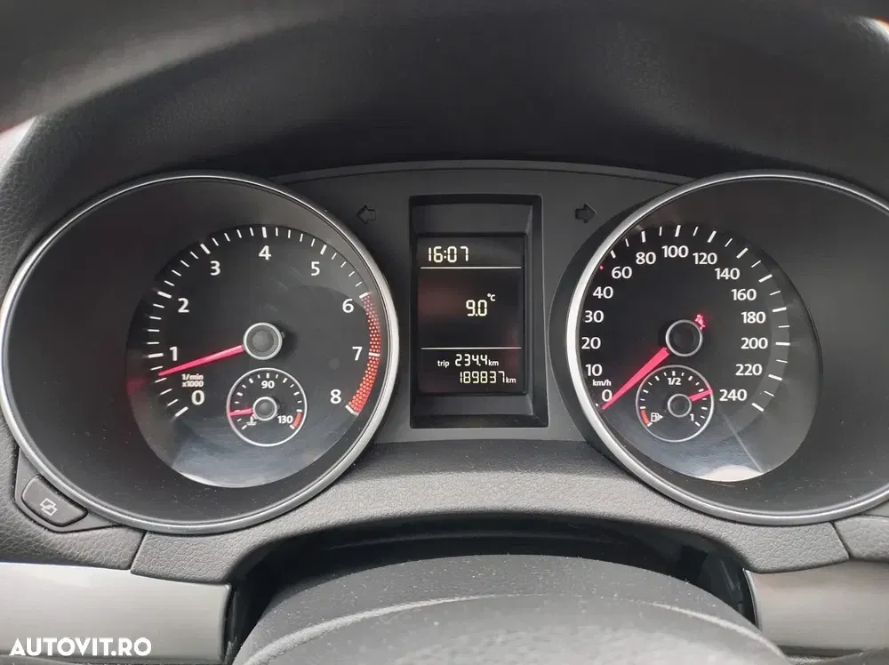 Volkswagen Golf 1.2 TSI BMT Trendline — imagine 6