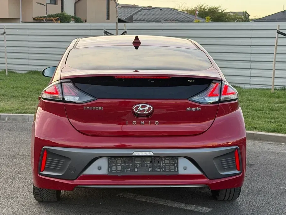 Hyundai IONIQ 1.6 GDI Premium — imagine 7