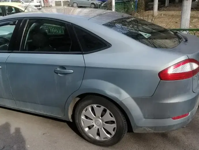 Ford Mondeo III 1.8 TDCi Trend
