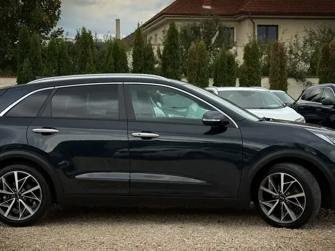 Kia Niro 1.6 GDI HEV 2WD OPF Aut. Edition 7