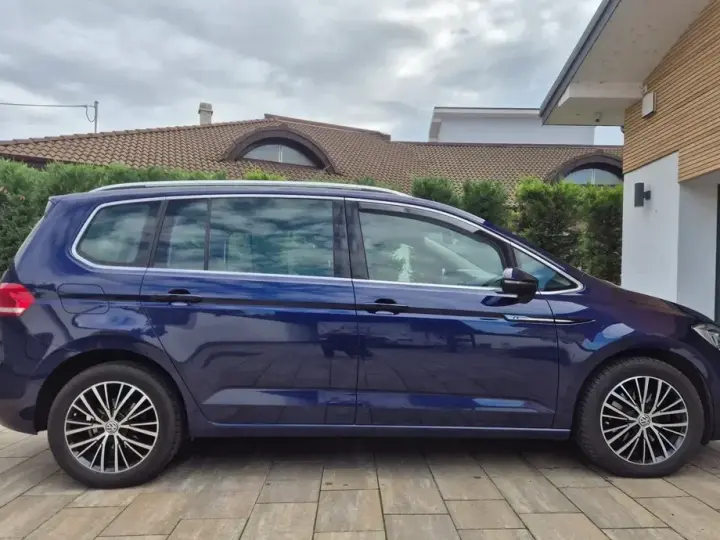 Volkswagen Touran II 2.0 TDI Highline