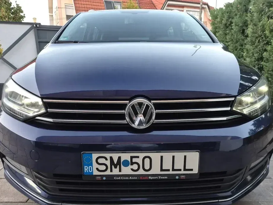 Volkswagen Touran II 2.0 TDI Highline — imagine 9