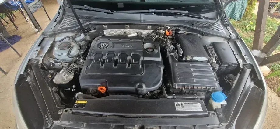 Volkswagen Golf VII 1.6 TDI DPF BlueMotion Technology Comfortline — imagine 3