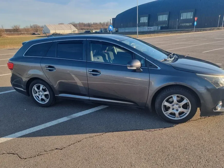 Toyota Avensis III — imagine 3