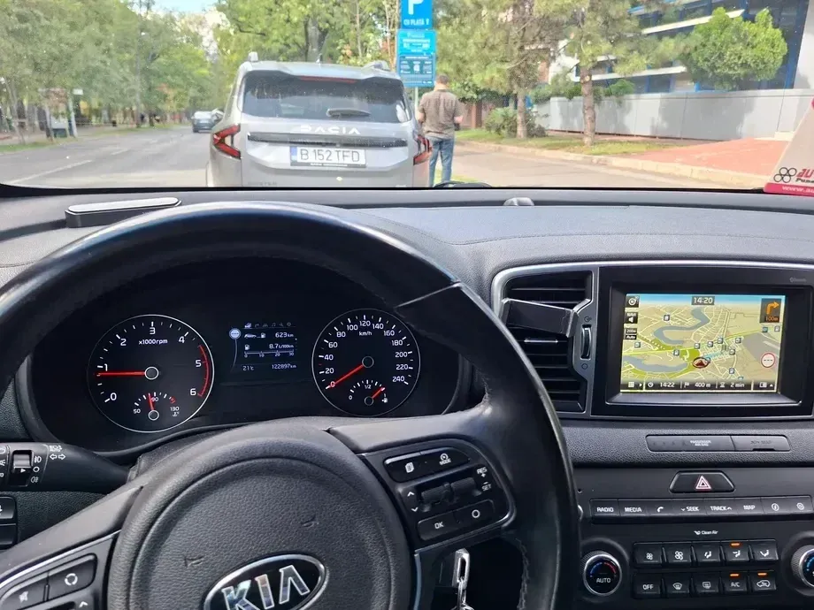 Kia Sportage IV 2.0 DSL HP 6MT 4x4 Style — imagine 6