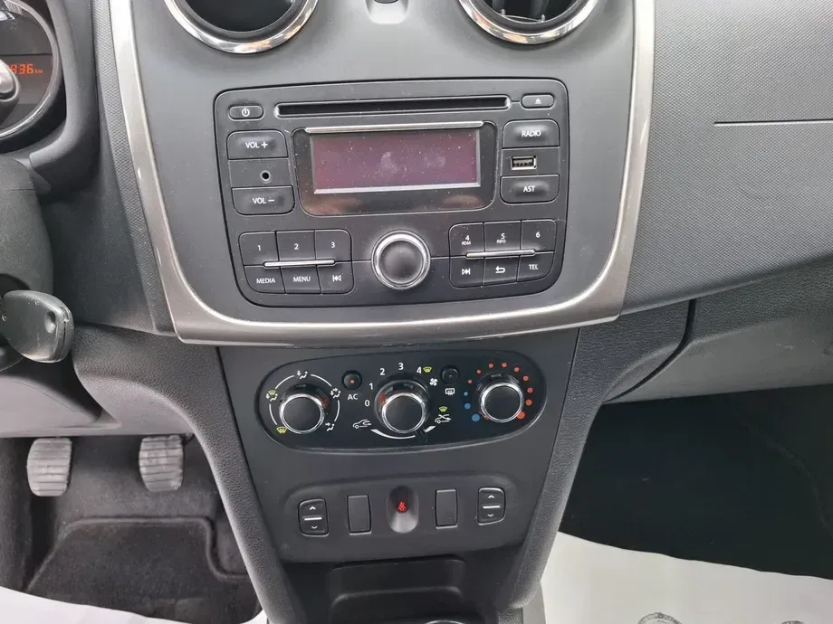 Dacia Logan MCV 1.2 Laureate — imagine 8