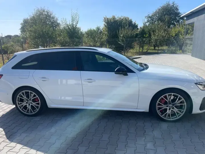 Audi A5 Avant
