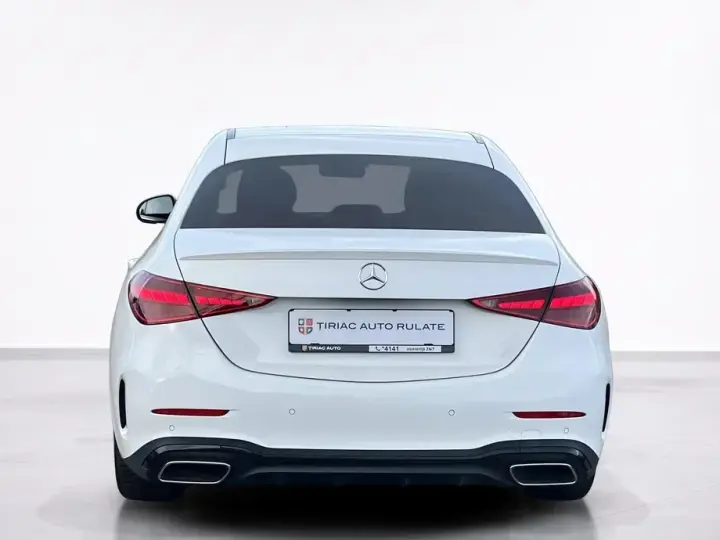 Mercedes-Benz C 180 9G-TRONIC AMG Line