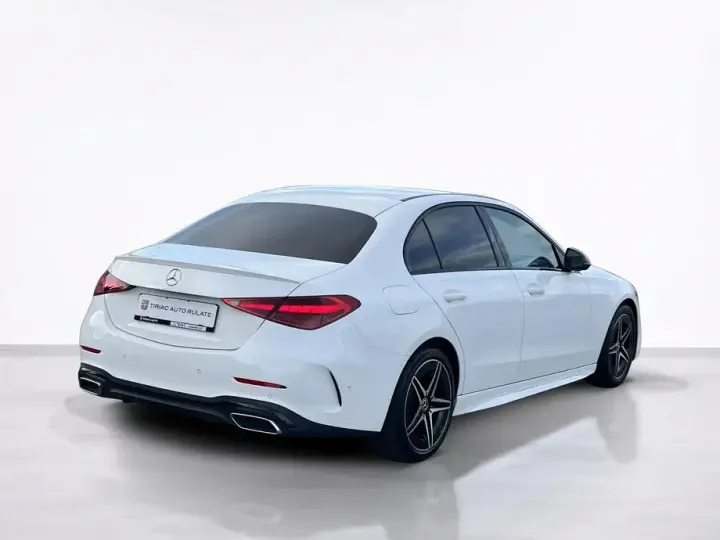 Mercedes-Benz C 180 9G-TRONIC AMG Line