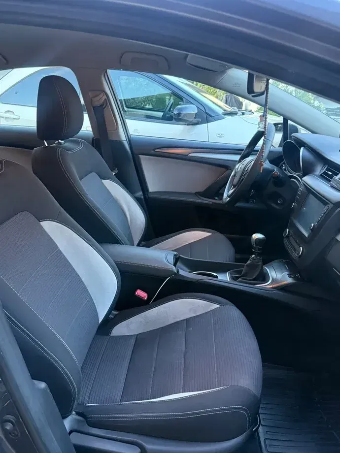 Toyota Avensis III 1.8 Executive — imagine 6