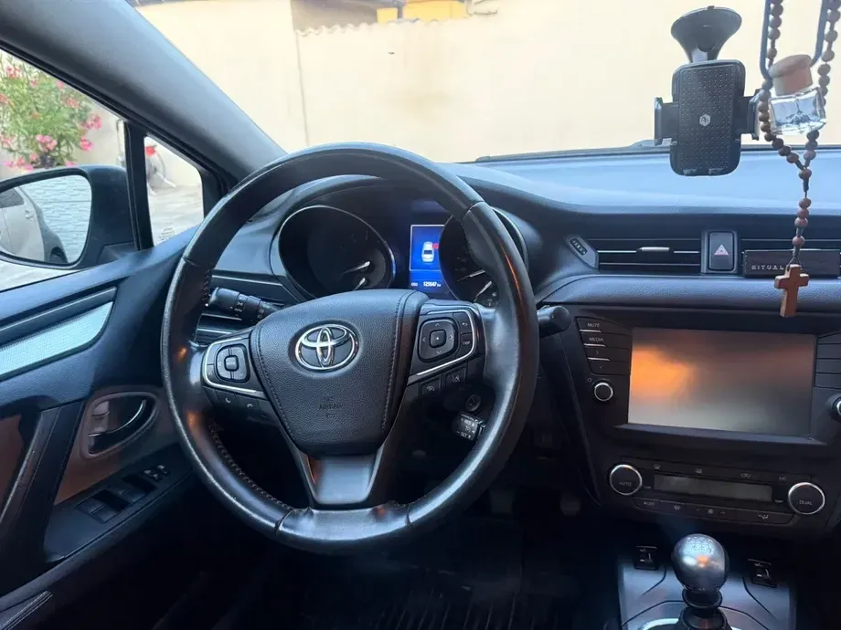 Toyota Avensis III 1.8 Executive — imagine 7