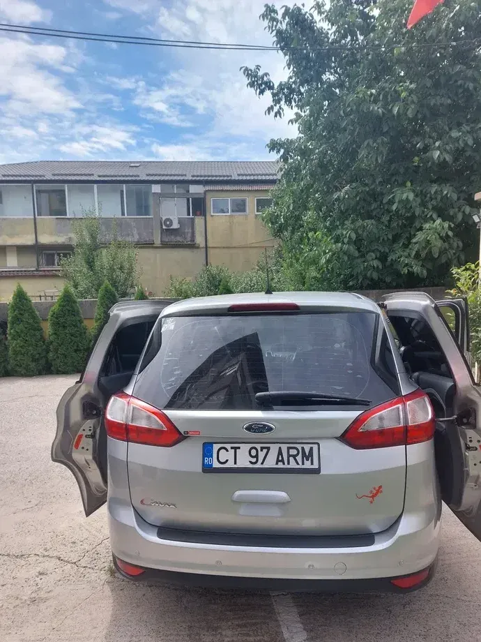 Ford Grand C-Max 1.6 TDCi DPF Trend — imagine 10