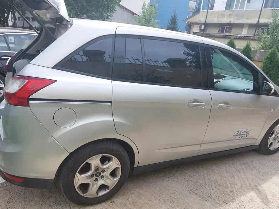 Ford Grand C-Max 1.6 TDCi DPF Trend — imagine 5