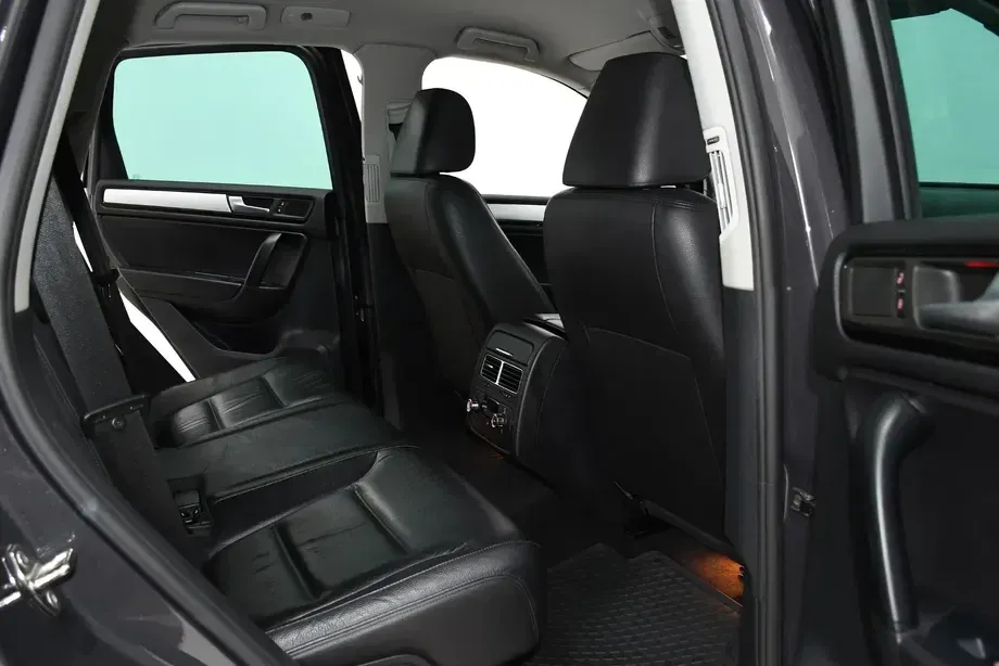 Volkswagen Touareg II — imagine 9