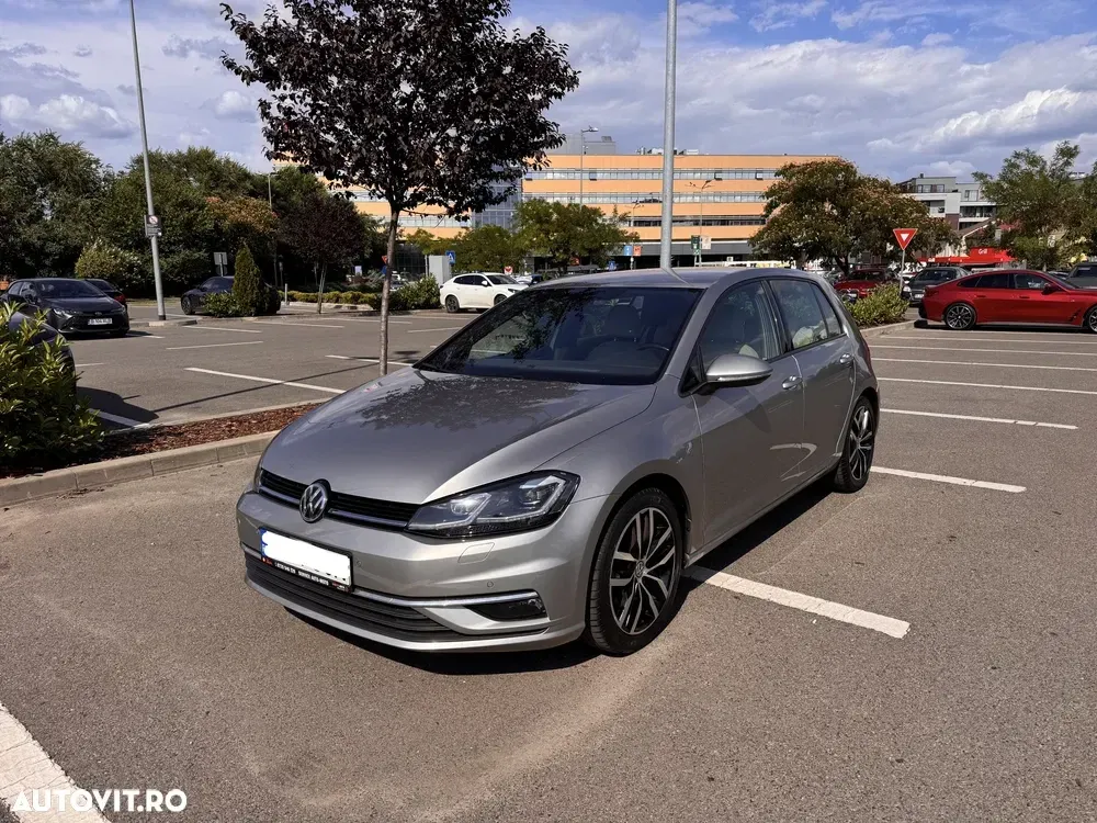 Volkswagen Golf — imagine 3