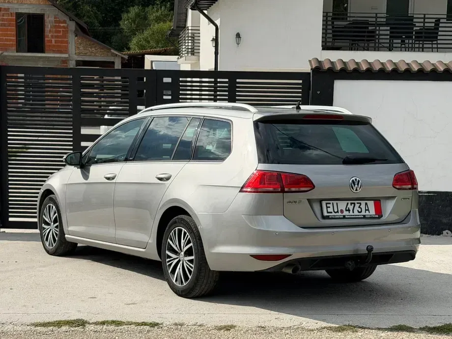 Volkswagen Golf VII 1.6 TDI DPF BMT DSG Comfortline — imagine 2