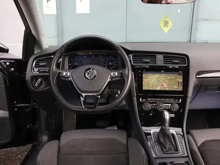 Volkswagen Golf 2.0 BlueTDI DSG Highline