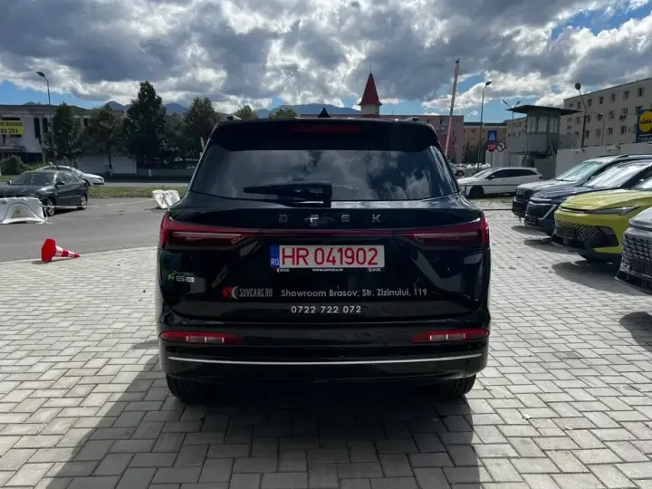 DFSK E5