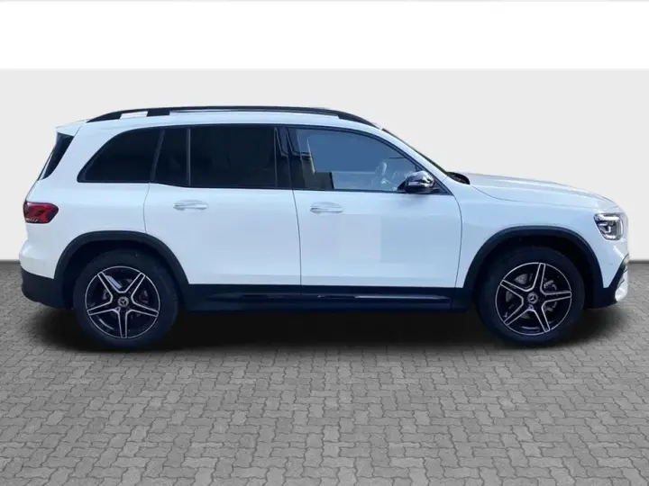 Mercedes-Benz GLB 200 7G-DCT AMG Line