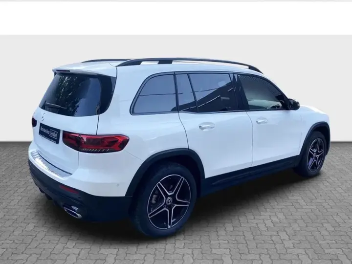 Mercedes-Benz GLB 200 7G-DCT AMG Line