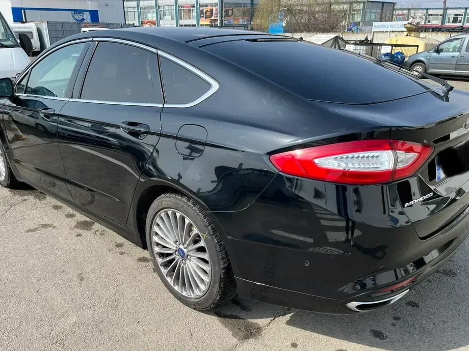 Ford Mondeo IV 2.0 TDCI PowerShift Titanium — imagine 6