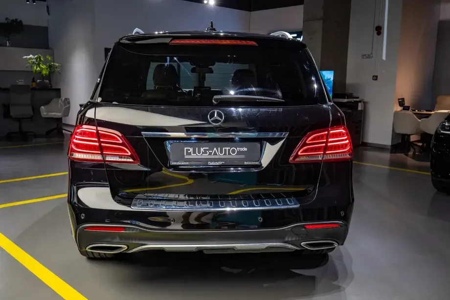 Mercedes-Benz GLE 350 d 4MATIC — imagine 8
